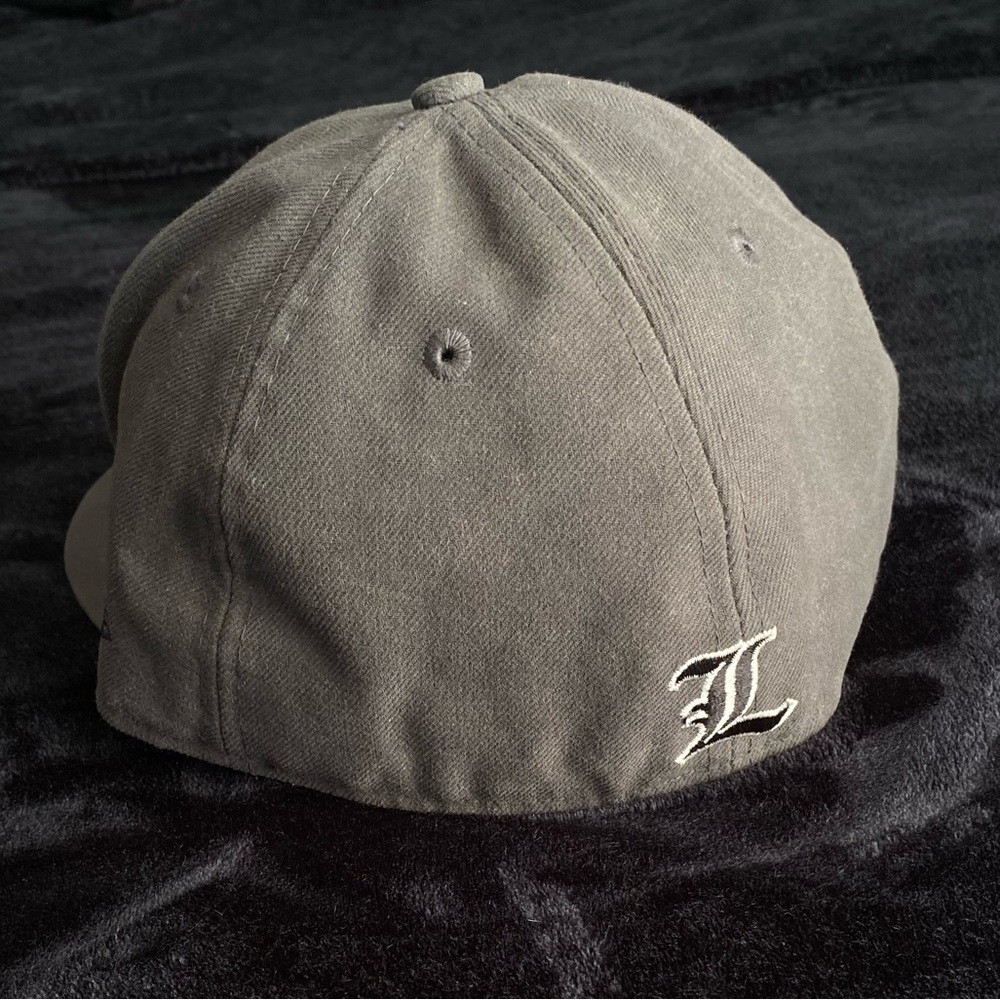New Era Louisville Cardinals Grey Cap - Picture 4 of 7